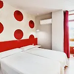 Arce Otel