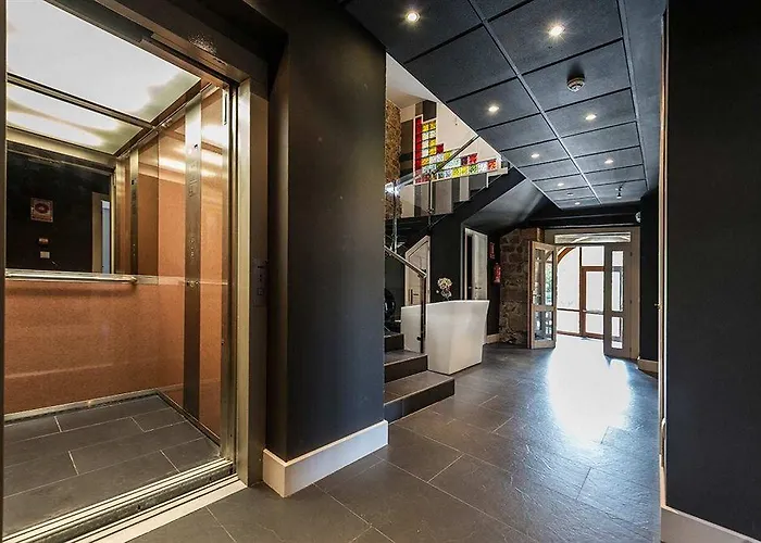 ホテル Arce プエンテ・ビエスゴ